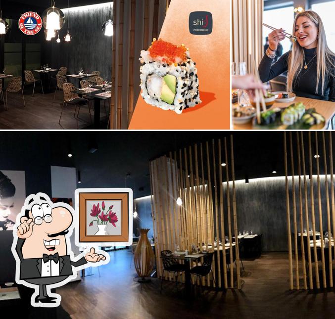 Dai un'occhiata agli interni di Shi's