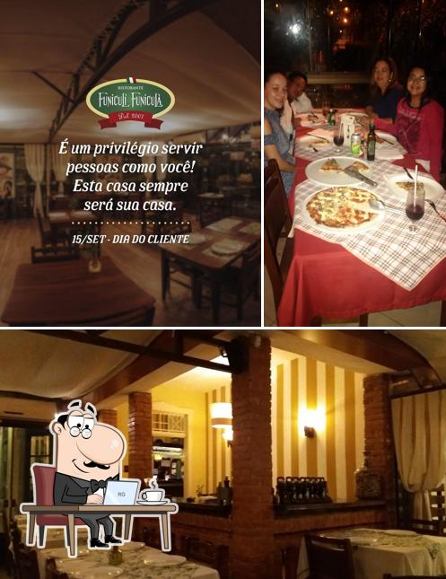 Veja imagens do interior do Restaurante Funiculì Funiculà em Blumenau