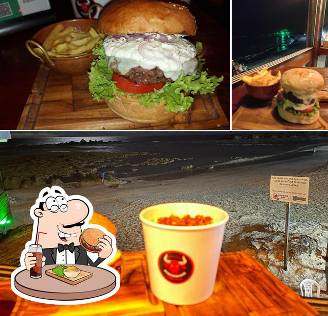 Delicie-se com um hambúrguer no Hamburgueria Porterhouse