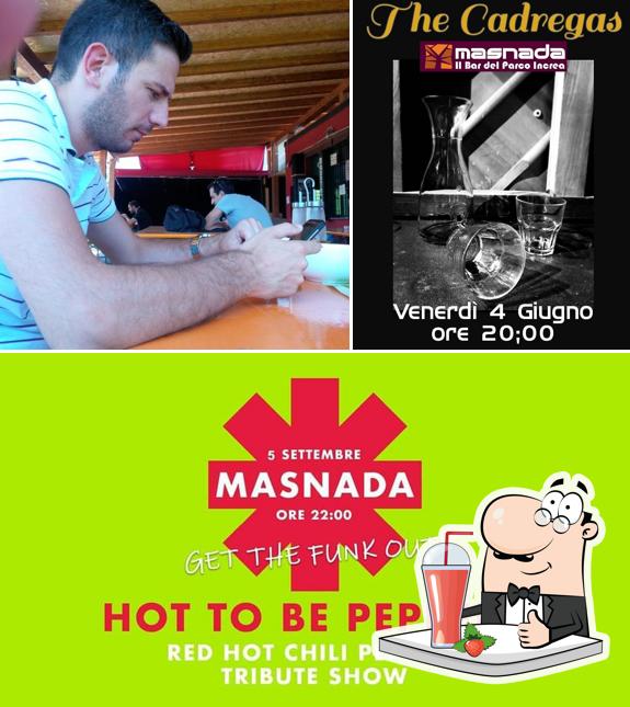 Masnada Club serve un'ampia varietà di cose da bere