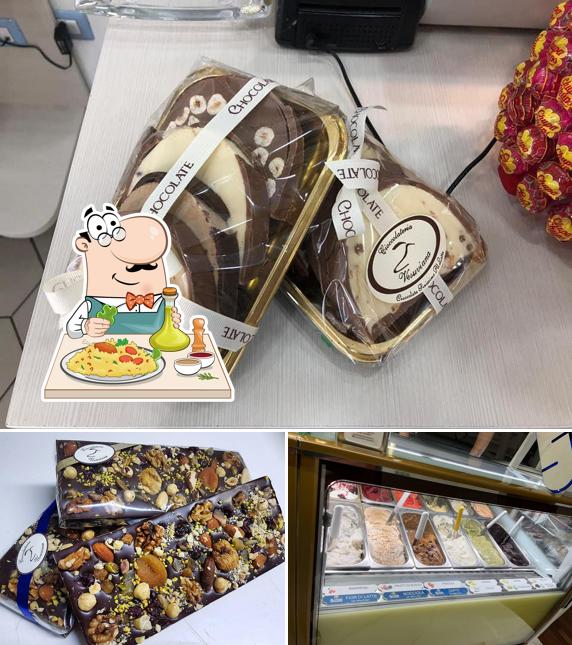 Platti al Cioccolateria Vesuviana