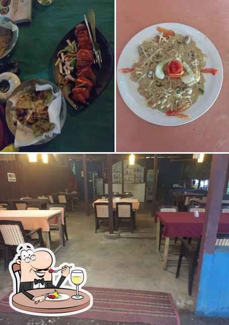 Among various things one can find food and interior at BON APPETIT