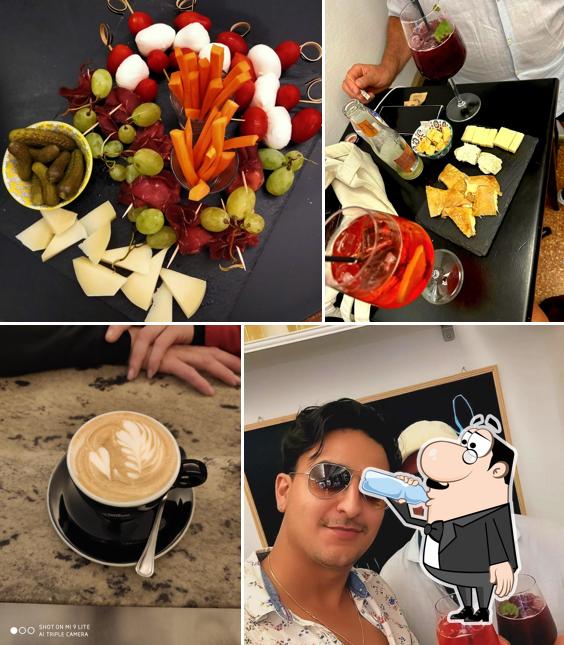 La foto di bevanda e cibo da Caffè Mazzini