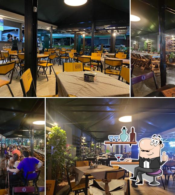 O interior do Bão De Prosa Buteco