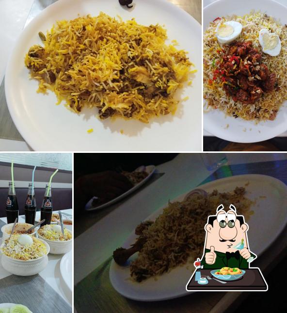 Meals at Hotel Roja Family Restaurant