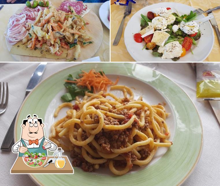 Insalata greca al Rifugio Monte Rua