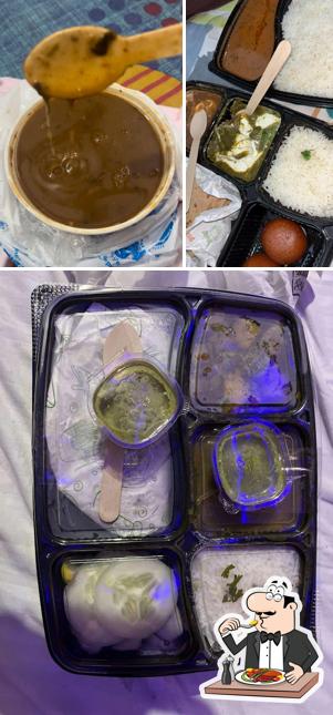 Food at Mere Pind Da Swad