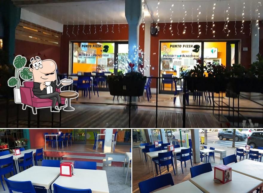 Gli interni di Punto Pizza 2