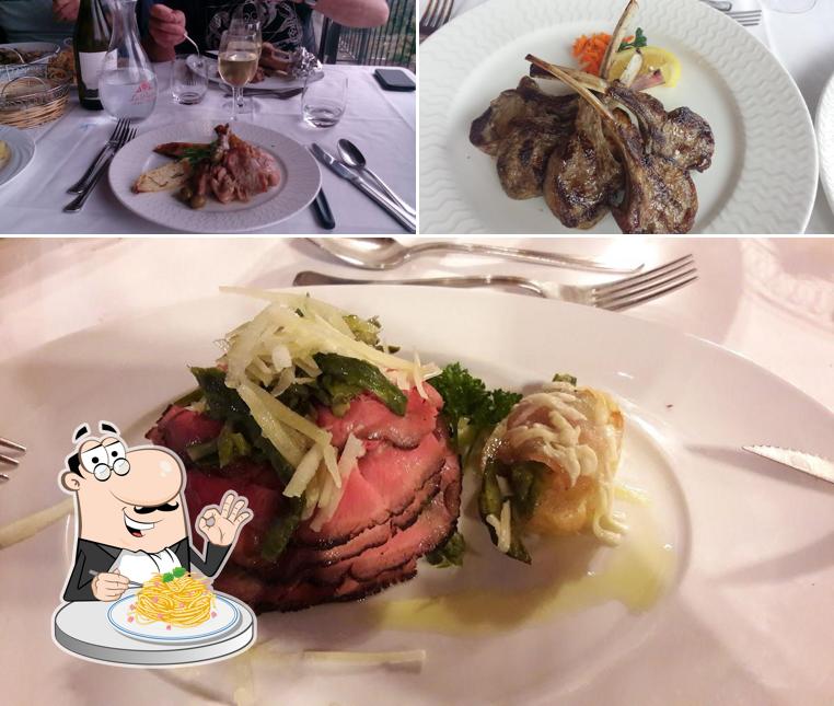 Spaghetti alla carbonara al Antica Trattoria La Piazza