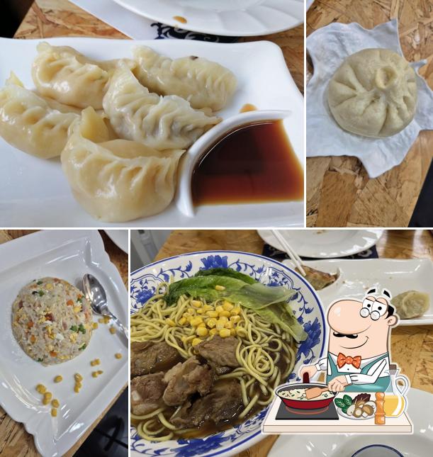 Riso fritto al 龍餐厅 DRAGO, RAMEN ASIAN RESTAURANT & COFFEE BAR