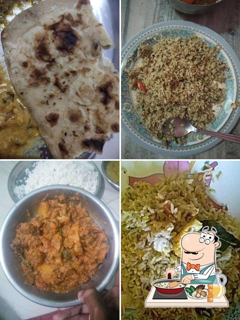 Fried rice at Sania Snacks