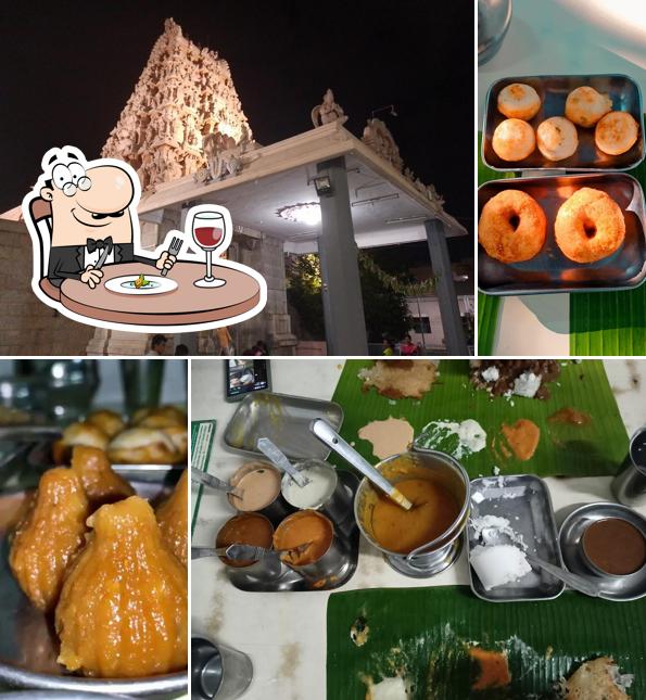 Food at SRI KRISHNA TIFFIN ROOM