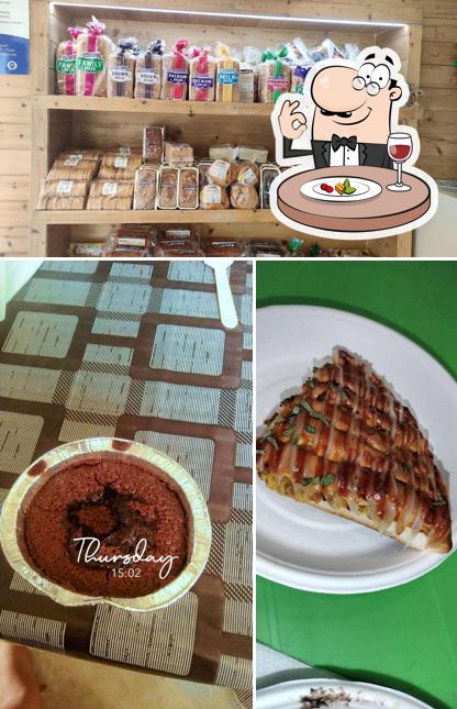 Food at BakeOFun Bake Cafe