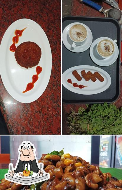 Meals at Lee Cafe