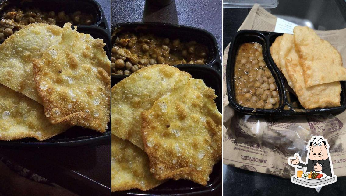 Food at Samosa Singh