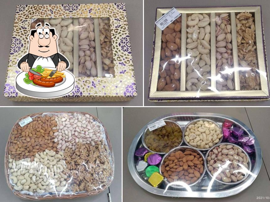 Meals at Dwarkadhish Food Studio