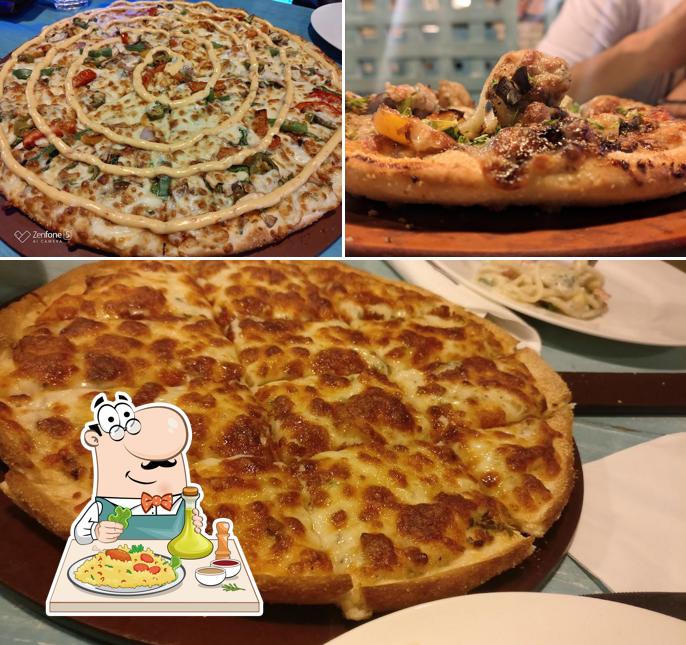 Meals at Tossin Pizza Galleria Market