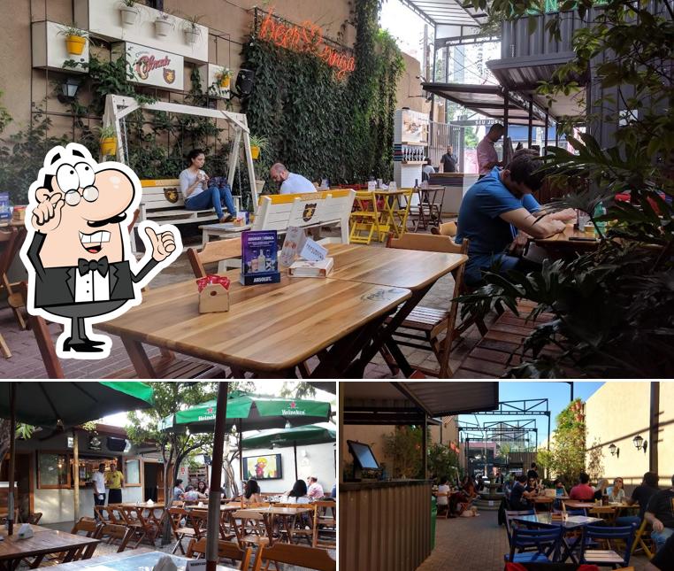 Sente em uma das mesas no Seu Justino Vila Madalena