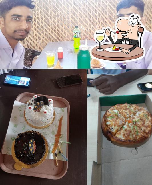 The photo of food and beverage at Cake N Shake