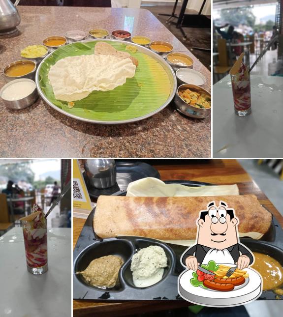Food at Hotel Sri Saravana Bhavan Restaurant