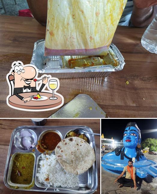The picture of food and exterior at IRCTC Refreshment Room Bhojnalaya Haridwar Railway station