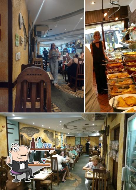 Veja imagens do interior do Buffet Roth - Broth