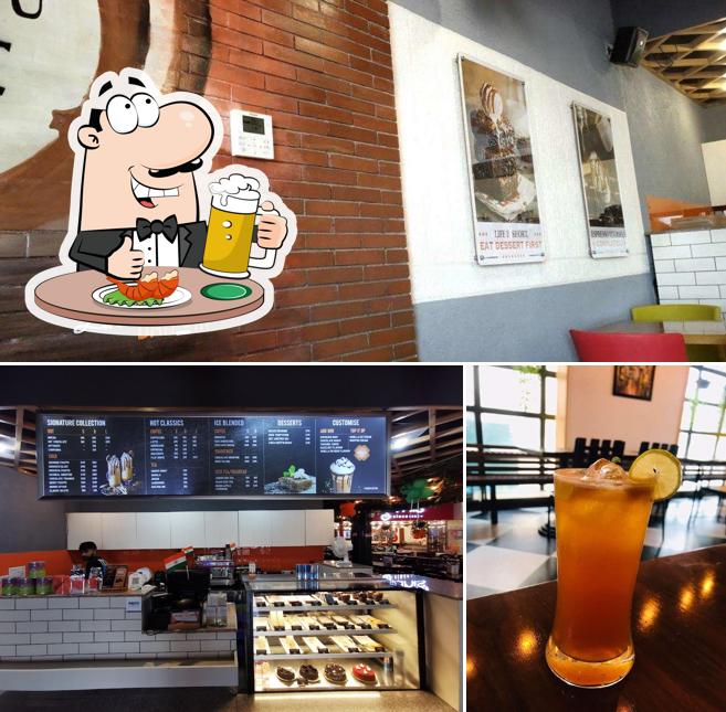 Order a pint of light or dark beer