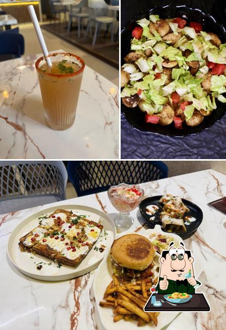 Meals at Bombay Grill by IK / Best Fast food/ Best Restaurant / Kulcha / Pizza / Pasta / Grilled sandwich / Crispy chicken
