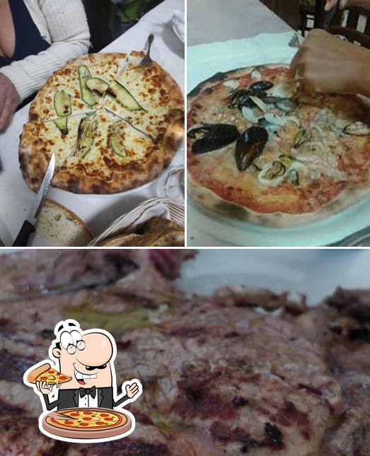 Scegli una pizza a Ristorante Pizzeria Bora Bora