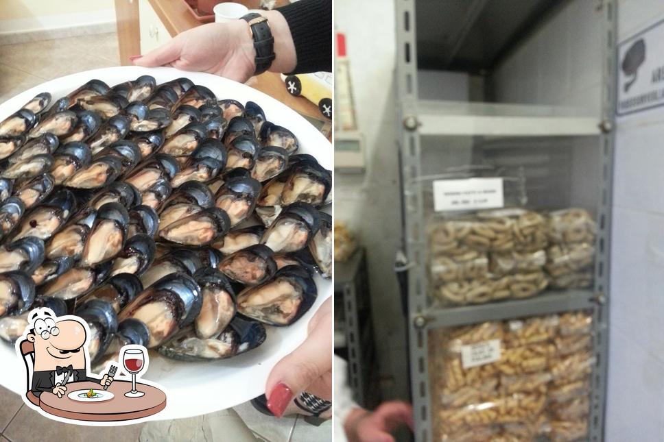 Cibo al Tarallificio Signorile Srls