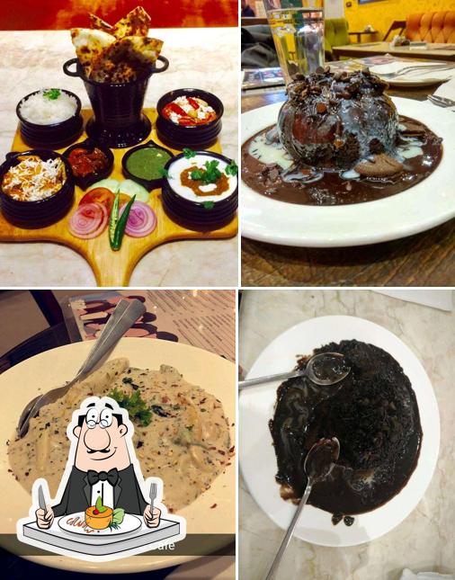 Meals at F.R.I.E.N.D.S. Cafe