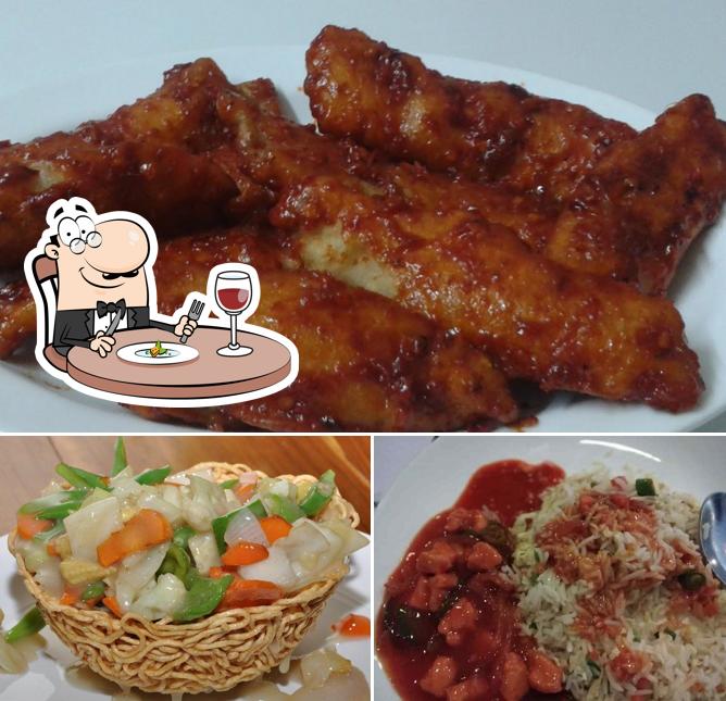 Food at LEES Chinese Restaurant