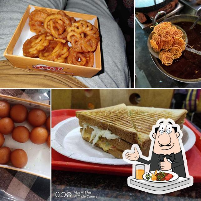 Food at Janta Misthan Bhandar