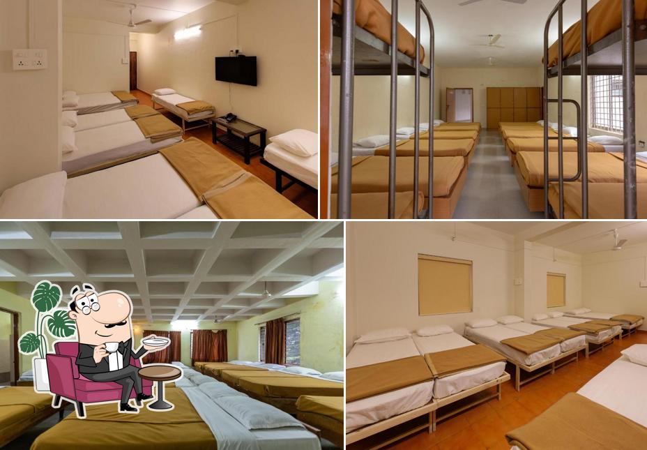 The interior of UNA COMFORT IVY HOTEL