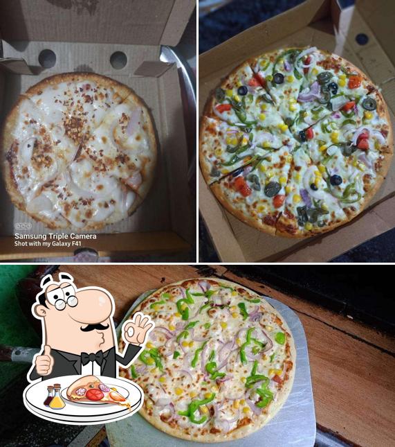 At MUD OVEN PIZZA CAFE, you can order pizza