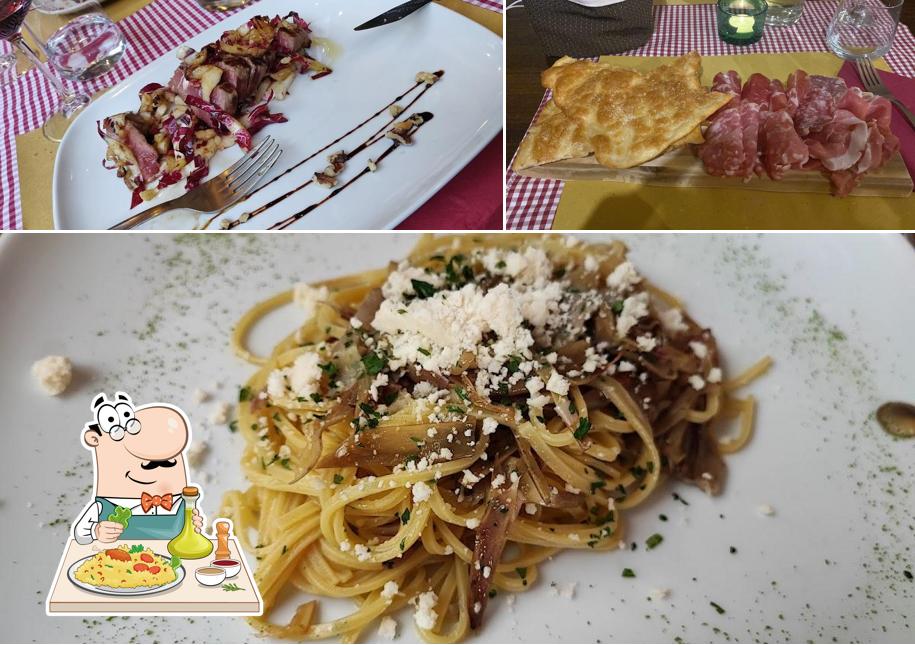 Cibo al Ristorante Cafè Tiro a Volo