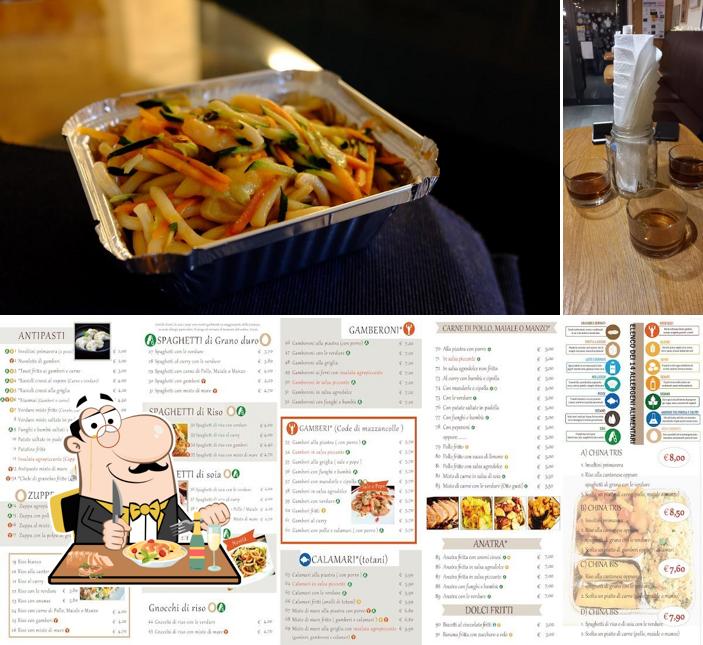 Tra le varie cose da Sole Rosso Rosticceria Cinese si possono trovare la cibo e interni