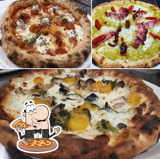Ordina tra le molte varianti di pizza