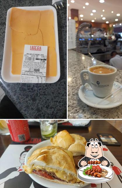 Comida em Padaria Lareira
