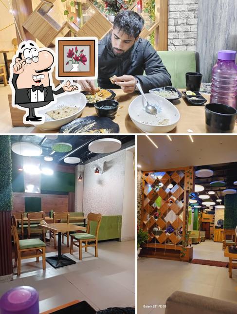 Check out how Veer ji malai chaap wale Khatauli looks inside