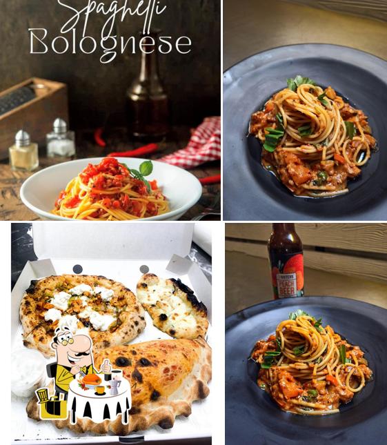 Food at DaNonna's Pizzeria