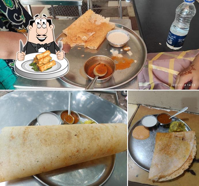 Spring rolls at Appa Refreshment