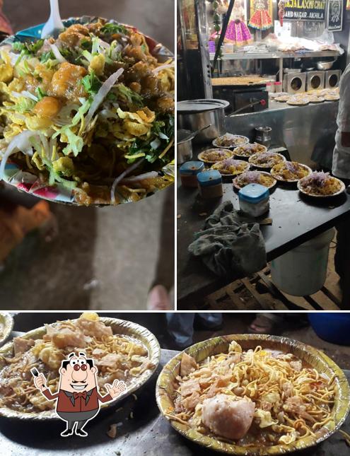 Food at gajalaxmi akhila chat