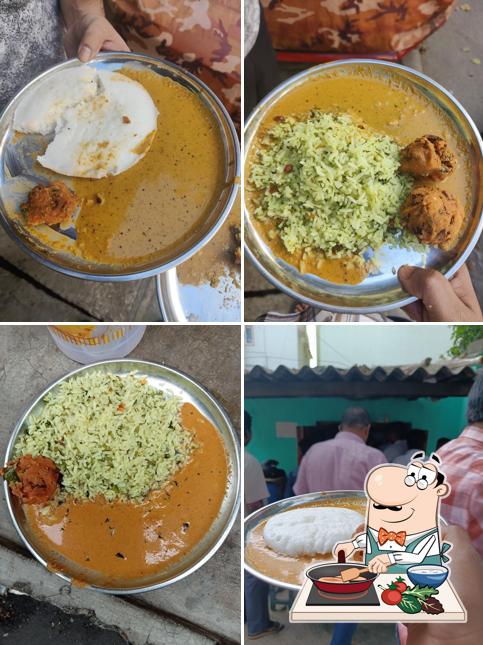 Chicken curry at Ajji Hotel