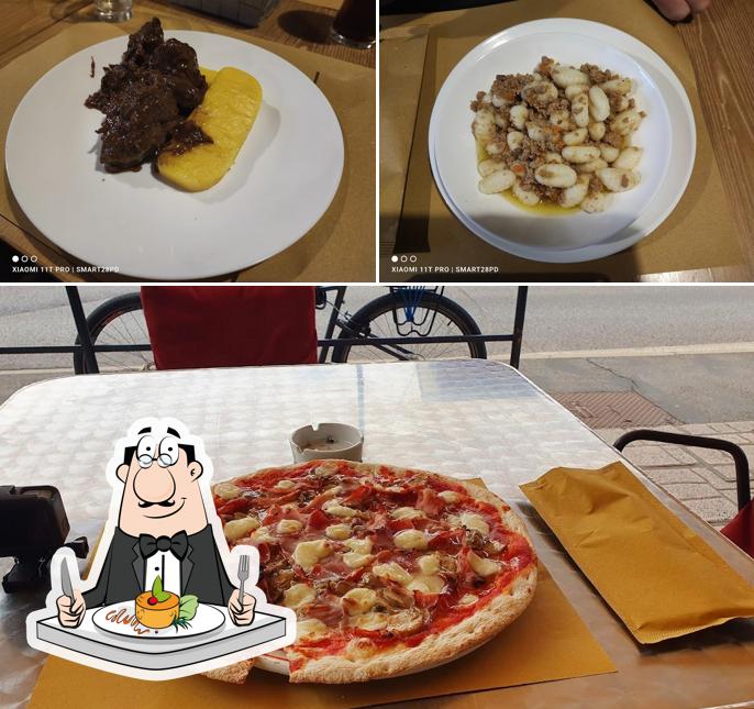 Guarda la foto che raffigura la cibo e bevanda di Osteria da marco