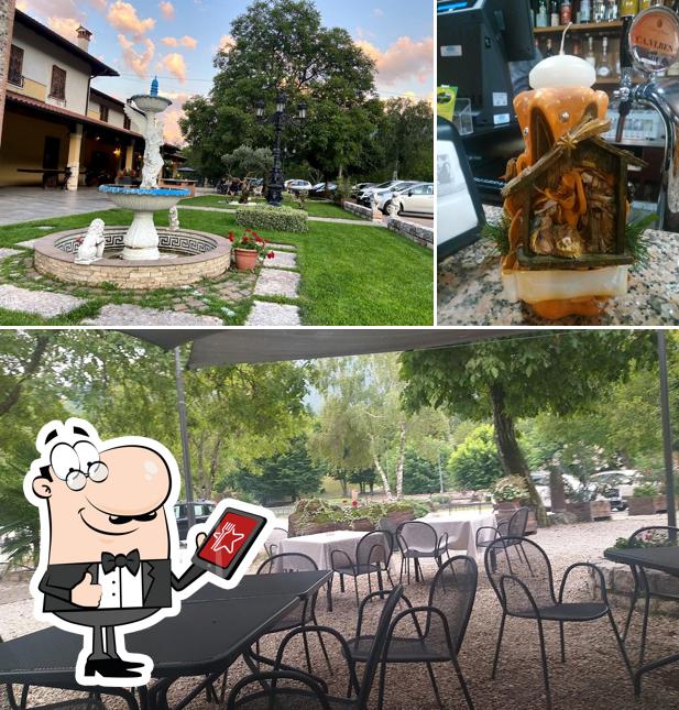 Goditi la vista dall'area esterna di Ristorante Montanina