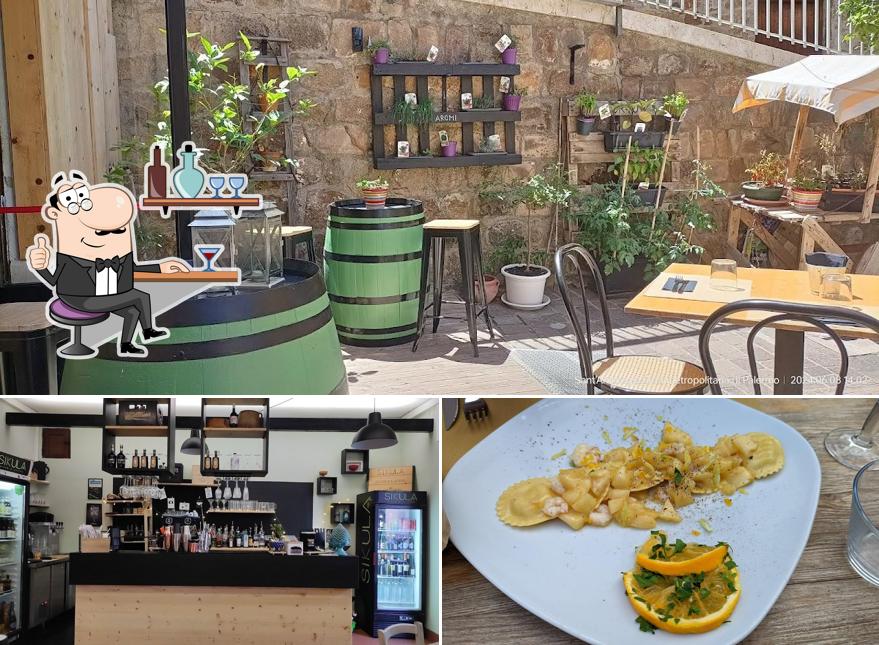 La interni e cibo del ristorante