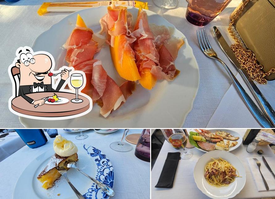 Cibo al Taverna Azzurra