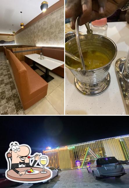 The picture of SRI KAMAKSHI BHAVAN’s food and exterior