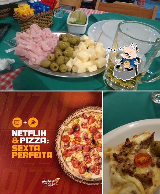 Comida em Pedaço da Pizza